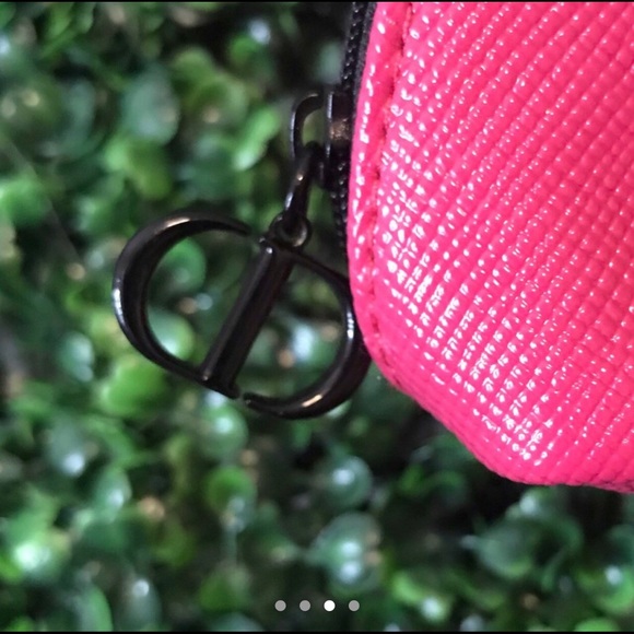 DIOR CROSSBODY BAG! - Picture 3 of 4